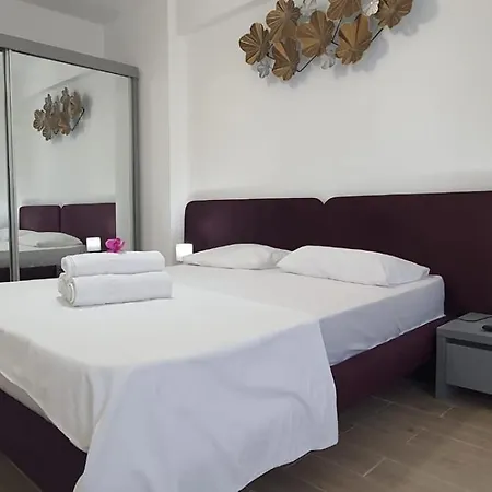 Apartment Infinity - Pool & 3*